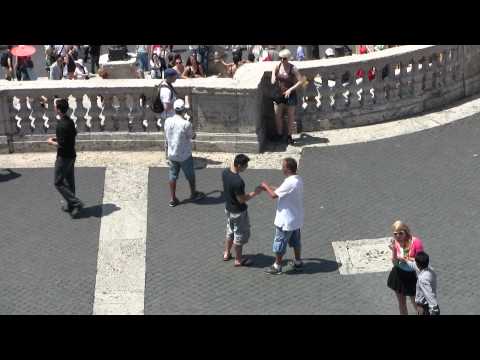 Rome Spanish Steps Friendship Bracelet String Scam