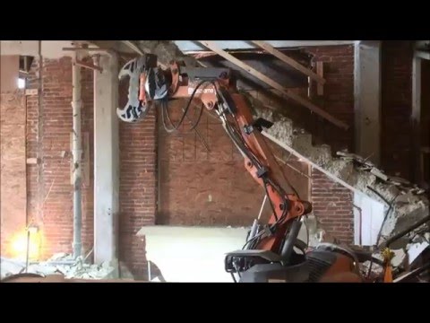 DXR Demolition Robot - Concrete Staircase Demo