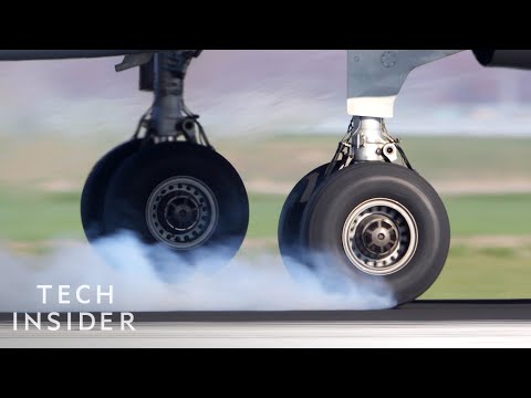 Why Plane Tires Don&#039;t Explode On Landing